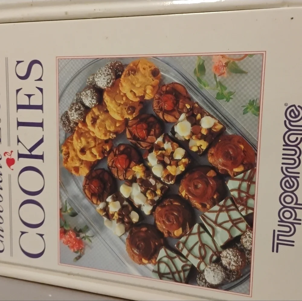 Tupperware Vintage 90s Set Of 3 Cookbooks